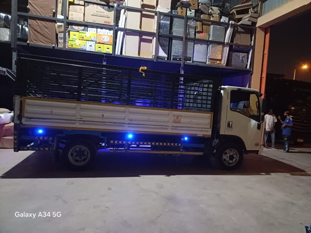 حجز خدمة نقل عفش بالرياض باكستاني